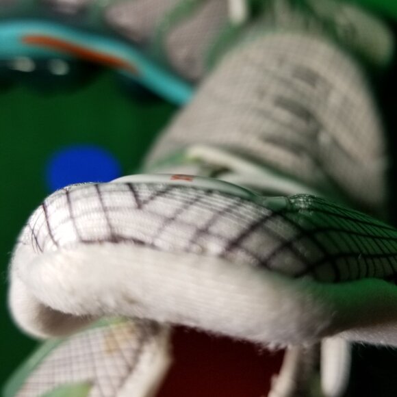 Nike Air VaporMax Plus Mens Size 9.5 Gray Green Athletic Running Shoes Sneakers - Picture 14 of 15